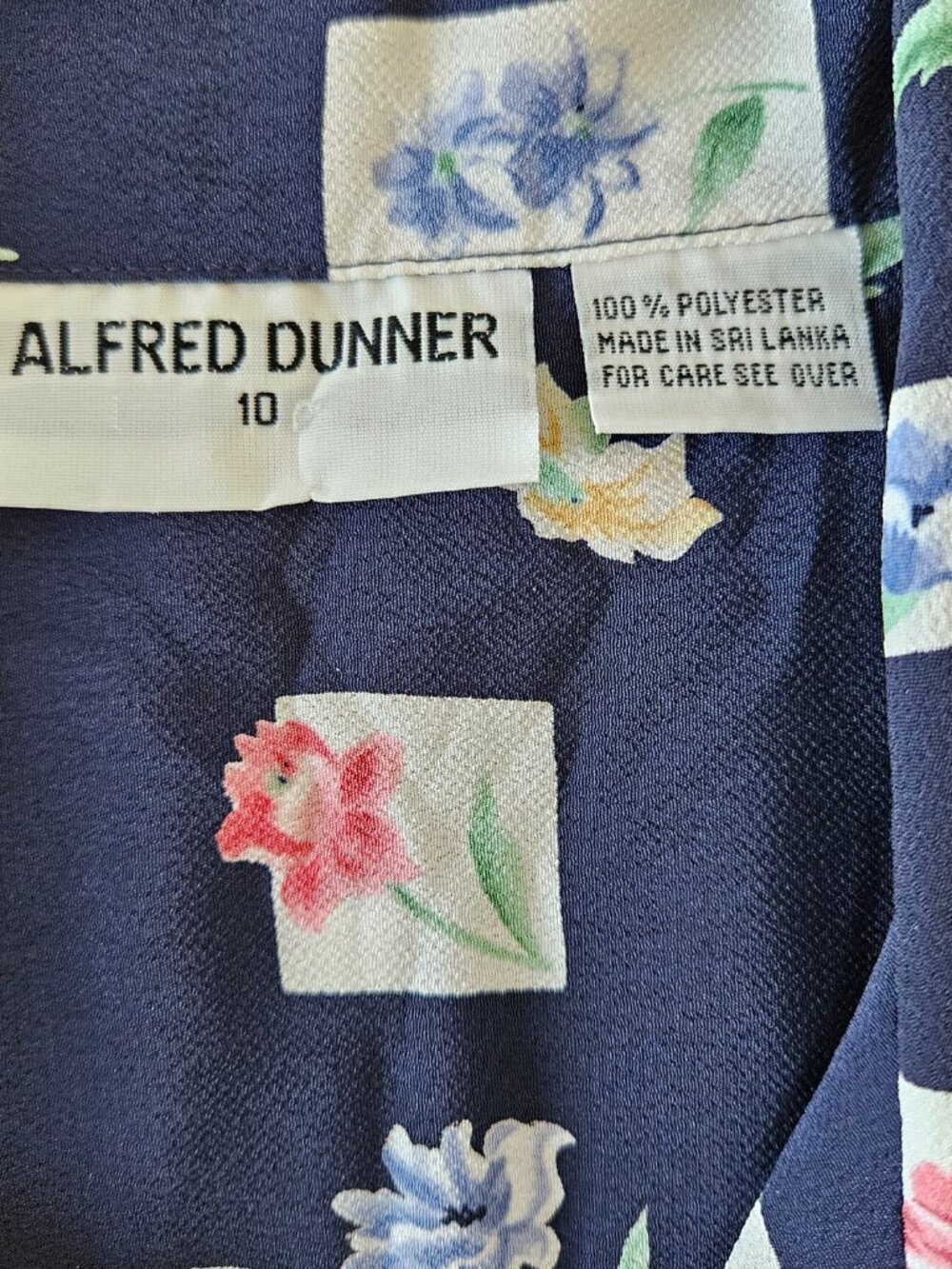 VINTAGE Alfred Dunner Short Sleeve Button Down Blouse - Picture 10 of 11